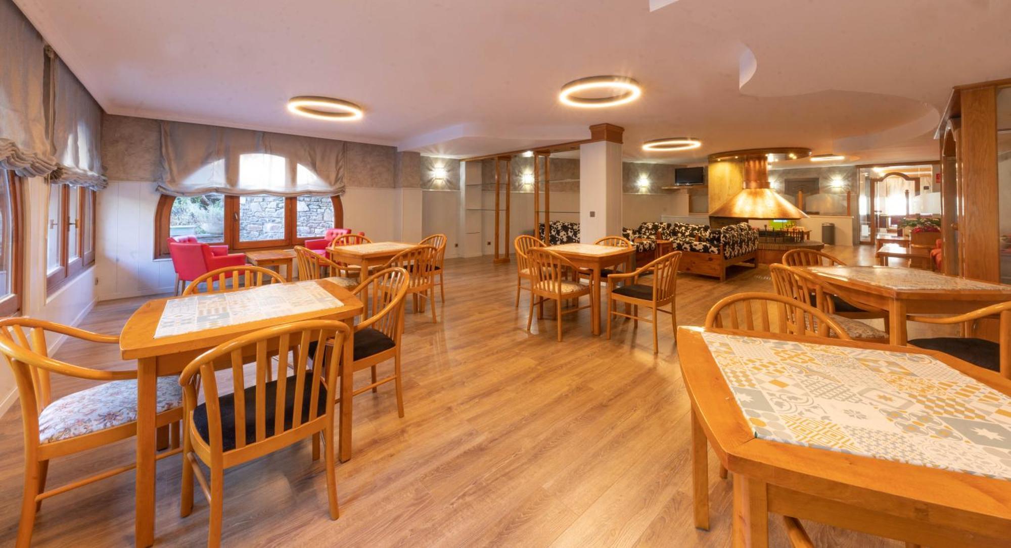 אנקמפ Hotel Guillem & Spa מראה חיצוני תמונה