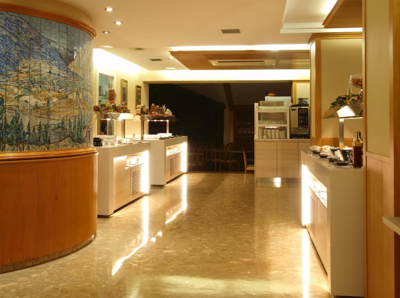 אנקמפ Hotel Guillem & Spa מראה חיצוני תמונה